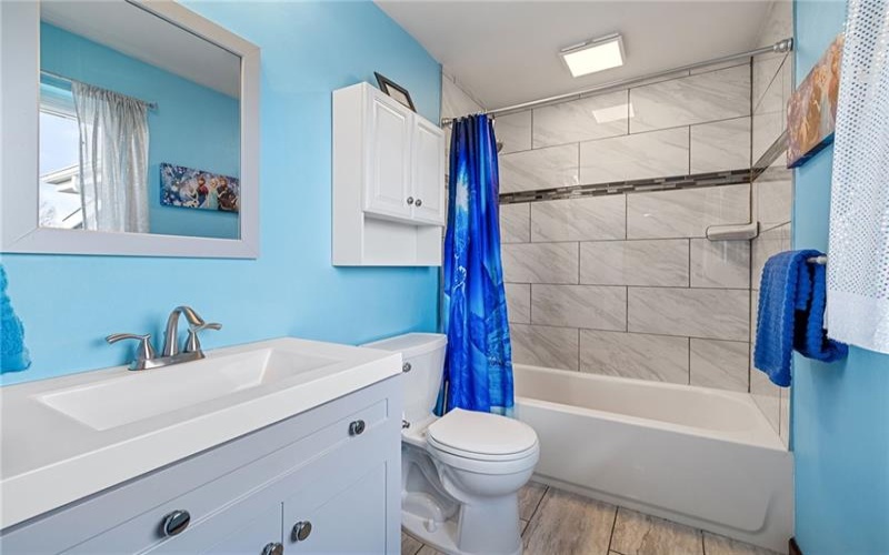 7711 Kifer Ln, Irwin, 15642, 4 Bedrooms Bedrooms, 12 Rooms Rooms,7.1 BathroomsBathrooms,Residential,For Sale,Kifer Ln,1697013