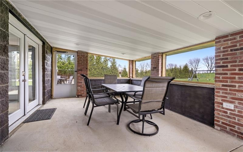 7711 Kifer Ln, Irwin, 15642, 4 Bedrooms Bedrooms, 12 Rooms Rooms,7.1 BathroomsBathrooms,Residential,For Sale,Kifer Ln,1697013