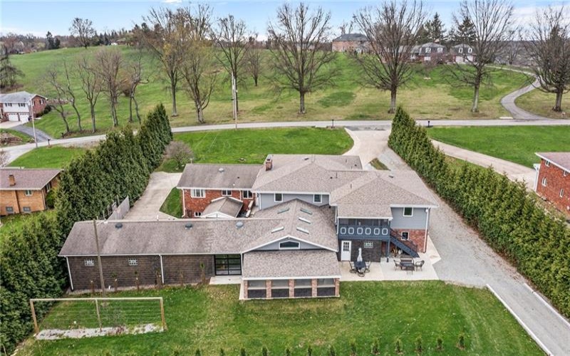 7711 Kifer Ln, Irwin, 15642, 4 Bedrooms Bedrooms, 12 Rooms Rooms,7.1 BathroomsBathrooms,Residential,For Sale,Kifer Ln,1697013