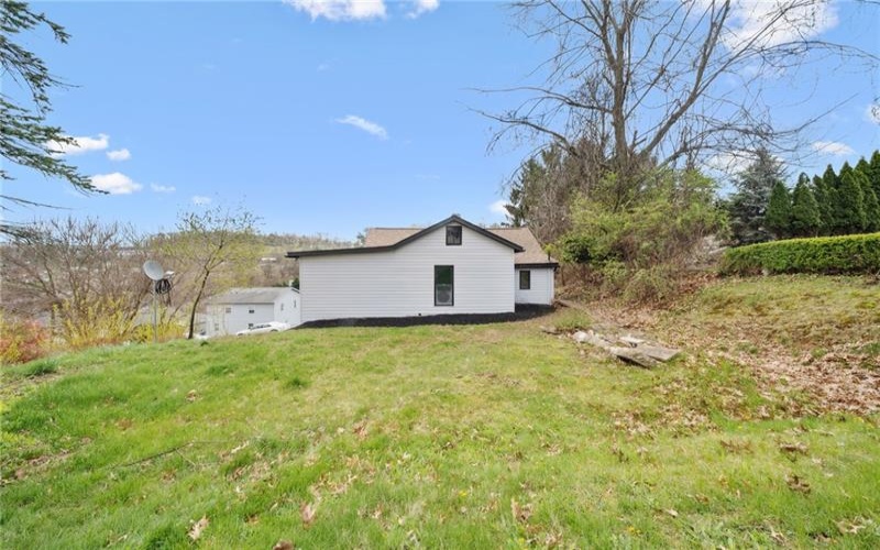628 1/2 Central Ave, Canonsburg, 15317, 2 Bedrooms Bedrooms, 6 Rooms Rooms,1 BathroomBathrooms,Residential,For Sale,Central Ave,1697100