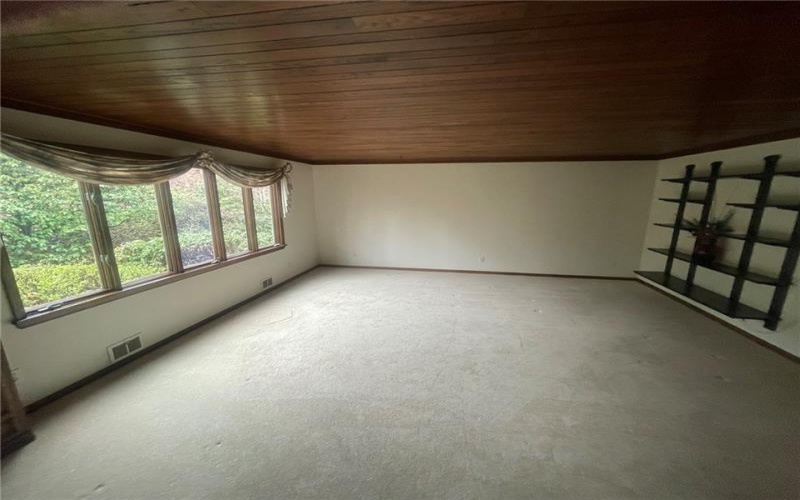 168 Farmington Place, Greensburg, 15601, 4 Bedrooms Bedrooms, 11 Rooms Rooms,2.2 BathroomsBathrooms,Residential,For Sale,Farmington Place,1691759