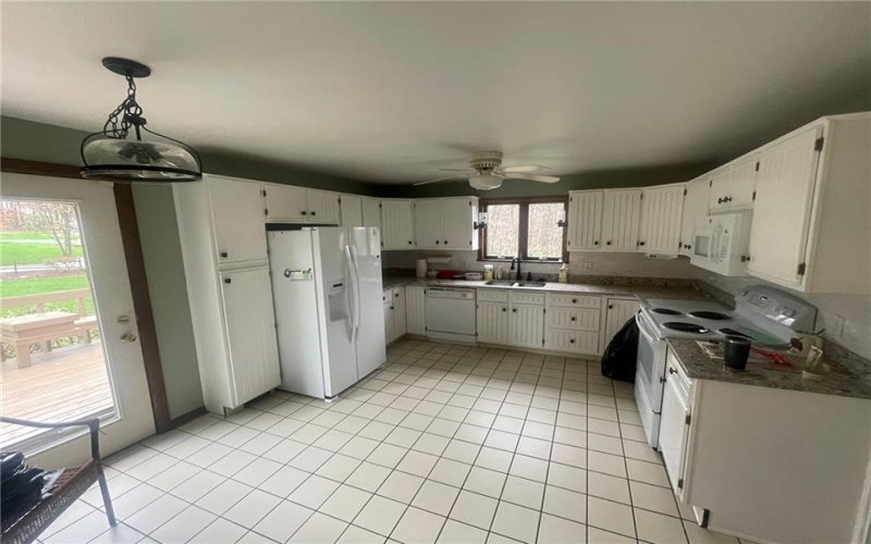 168 Farmington Place, Greensburg, 15601, 4 Bedrooms Bedrooms, 11 Rooms Rooms,2.2 BathroomsBathrooms,Residential,For Sale,Farmington Place,1691759