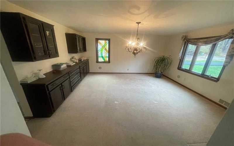 168 Farmington Place, Greensburg, 15601, 4 Bedrooms Bedrooms, 11 Rooms Rooms,2.2 BathroomsBathrooms,Residential,For Sale,Farmington Place,1691759