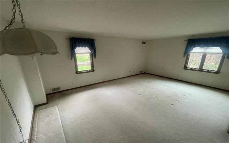 168 Farmington Place, Greensburg, 15601, 4 Bedrooms Bedrooms, 11 Rooms Rooms,2.2 BathroomsBathrooms,Residential,For Sale,Farmington Place,1691759