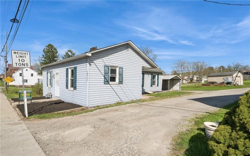 1011 MAIDEN STREET, BEALLSVILLE, 15313, 2 Bedrooms Bedrooms, 5 Rooms Rooms,1 BathroomBathrooms,Residential,For Sale,MAIDEN STREET,1696749