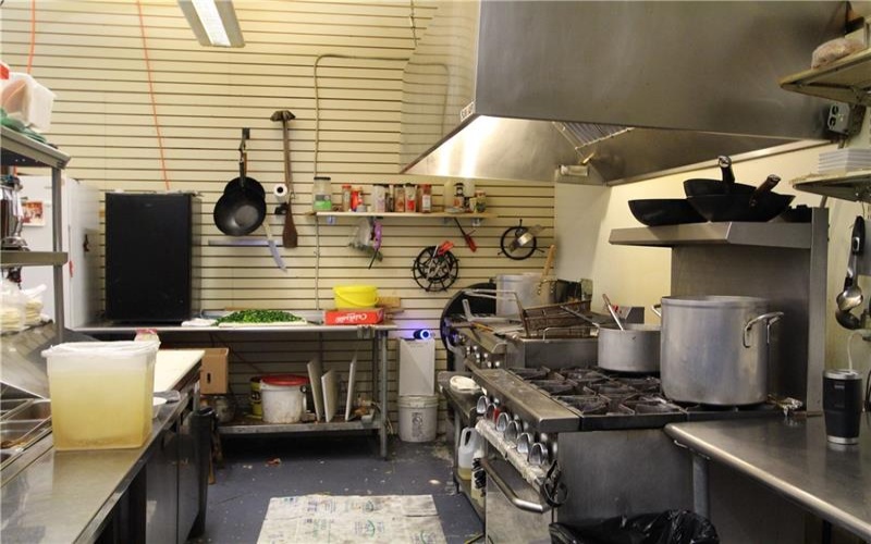 105 E Main St, Ligonier, 15658, ,Commercial-industrial-business,For Sale,E Main St,1696850