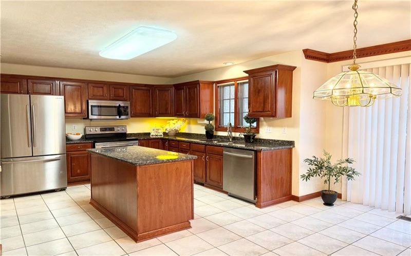 1026 Lexington Dr, Export, 15632, 4 Bedrooms Bedrooms, 11 Rooms Rooms,3.1 BathroomsBathrooms,Residential,For Sale,Lexington Dr,1697130