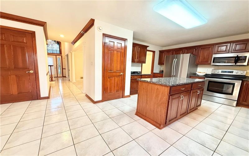 1026 Lexington Dr, Export, 15632, 4 Bedrooms Bedrooms, 11 Rooms Rooms,3.1 BathroomsBathrooms,Residential,For Sale,Lexington Dr,1697130