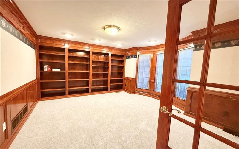 1026 Lexington Dr, Export, 15632, 4 Bedrooms Bedrooms, 11 Rooms Rooms,3.1 BathroomsBathrooms,Residential,For Sale,Lexington Dr,1697130