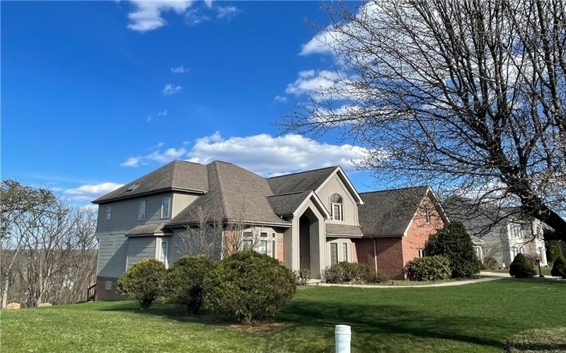 1026 Lexington Dr, Export, 15632, 4 Bedrooms Bedrooms, 11 Rooms Rooms,3.1 BathroomsBathrooms,Residential,For Sale,Lexington Dr,1697130