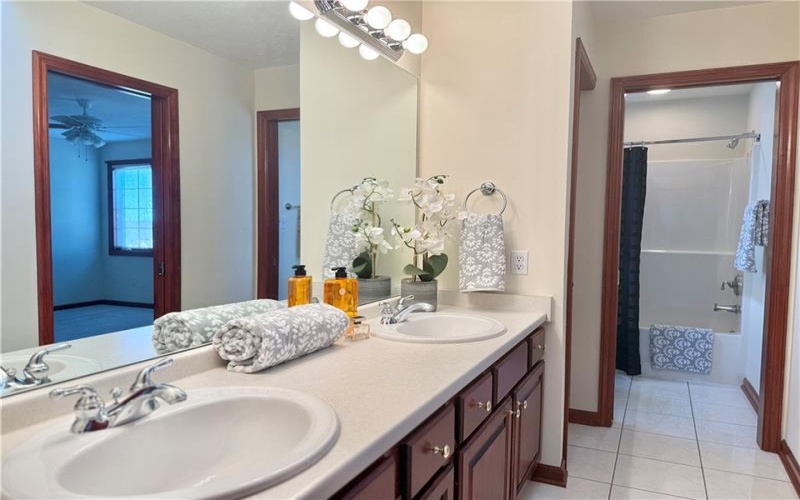 1026 Lexington Dr, Export, 15632, 4 Bedrooms Bedrooms, 11 Rooms Rooms,3.1 BathroomsBathrooms,Residential,For Sale,Lexington Dr,1697130