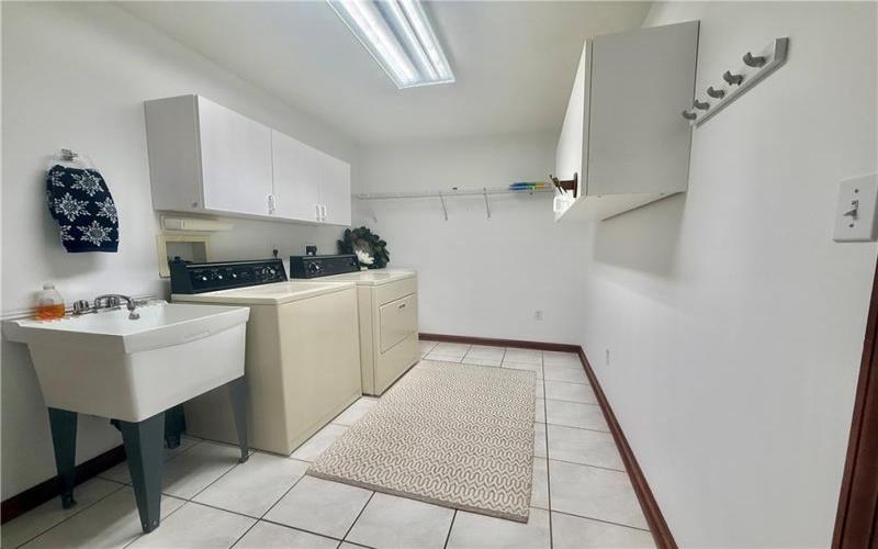 1026 Lexington Dr, Export, 15632, 4 Bedrooms Bedrooms, 11 Rooms Rooms,3.1 BathroomsBathrooms,Residential,For Sale,Lexington Dr,1697130