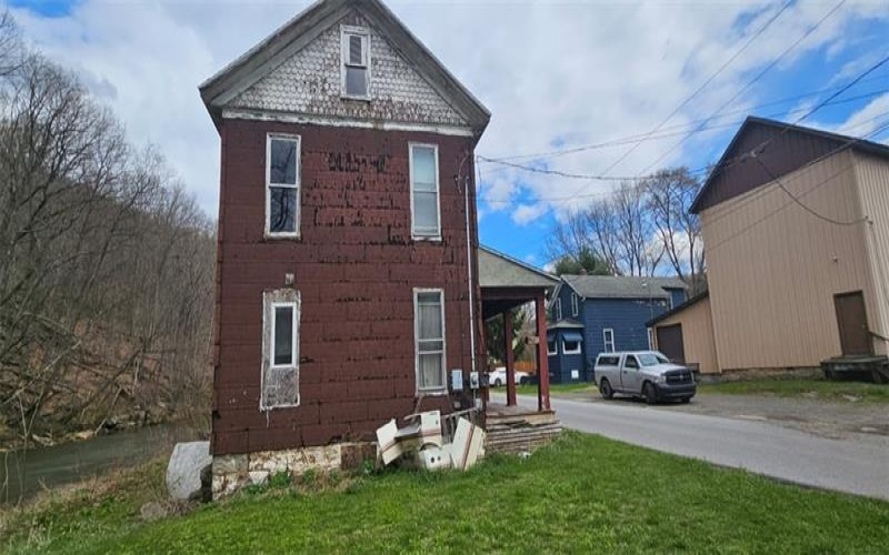 130 Water St, Hooversville, 15936, 3 Bedrooms Bedrooms, ,1 BathroomBathrooms,Residential,For Sale,Water St,1697159