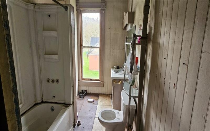 130 Water St, Hooversville, 15936, 3 Bedrooms Bedrooms, ,1 BathroomBathrooms,Residential,For Sale,Water St,1697159