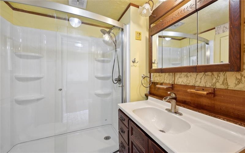 19 Zediker Station Rd, Washington, 15301, 2 Bedrooms Bedrooms, 4 Rooms Rooms,1 BathroomBathrooms,Residential,For Sale,Zediker Station Rd,1697197