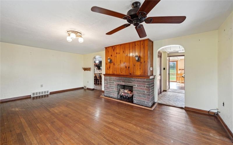 19 Zediker Station Rd, Washington, 15301, 2 Bedrooms Bedrooms, 4 Rooms Rooms,1 BathroomBathrooms,Residential,For Sale,Zediker Station Rd,1697197