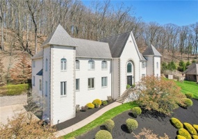 4306 Michel Court, Murrysville, 15668, 5 Bedrooms Bedrooms, 14 Rooms Rooms,5.1 BathroomsBathrooms,Residential,For Sale,Michel Court,1697015
