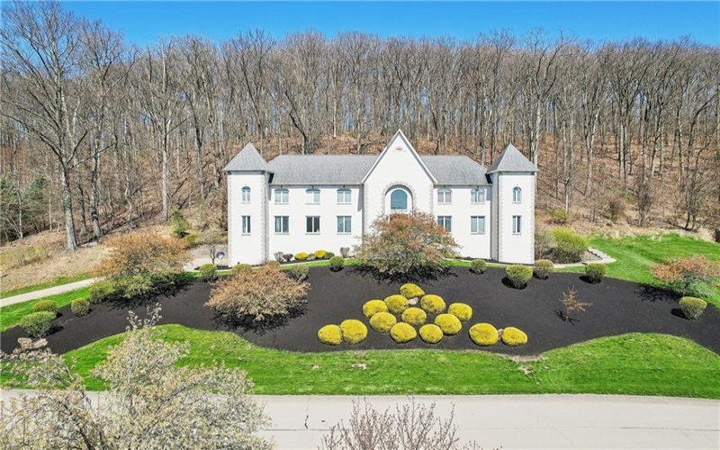 4306 Michel Court, Murrysville, 15668, 5 Bedrooms Bedrooms, 14 Rooms Rooms,5.1 BathroomsBathrooms,Residential,For Sale,Michel Court,1697015