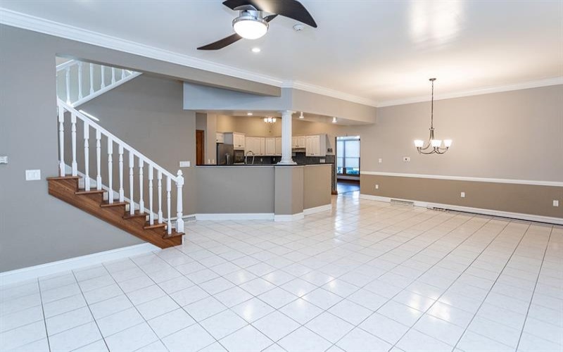 87 Farmview Drive, Uniontown, 15401, 5 Bedrooms Bedrooms, 9 Rooms Rooms,3 BathroomsBathrooms,Residential,For Sale,Farmview Drive,1697042