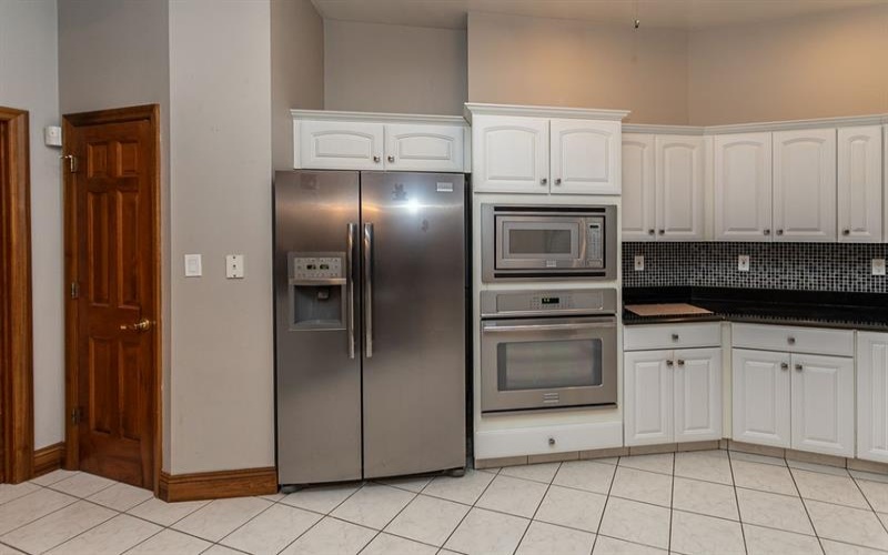 87 Farmview Drive, Uniontown, 15401, 5 Bedrooms Bedrooms, 9 Rooms Rooms,3 BathroomsBathrooms,Residential,For Sale,Farmview Drive,1697042