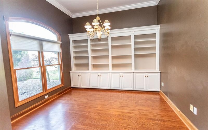 87 Farmview Drive, Uniontown, 15401, 5 Bedrooms Bedrooms, 9 Rooms Rooms,3 BathroomsBathrooms,Residential,For Sale,Farmview Drive,1697042