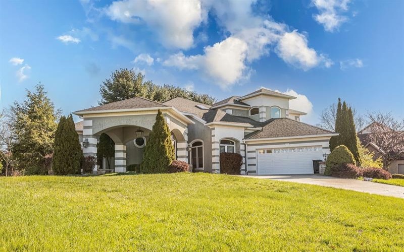 87 Farmview Drive, Uniontown, 15401, 5 Bedrooms Bedrooms, 9 Rooms Rooms,3 BathroomsBathrooms,Residential,For Sale,Farmview Drive,1697042