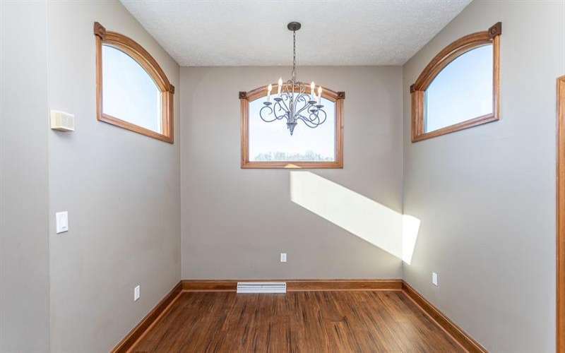 87 Farmview Drive, Uniontown, 15401, 5 Bedrooms Bedrooms, 9 Rooms Rooms,3 BathroomsBathrooms,Residential,For Sale,Farmview Drive,1697042