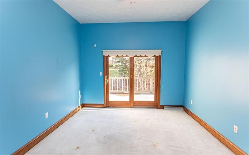 87 Farmview Drive, Uniontown, 15401, 5 Bedrooms Bedrooms, 9 Rooms Rooms,3 BathroomsBathrooms,Residential,For Sale,Farmview Drive,1697042