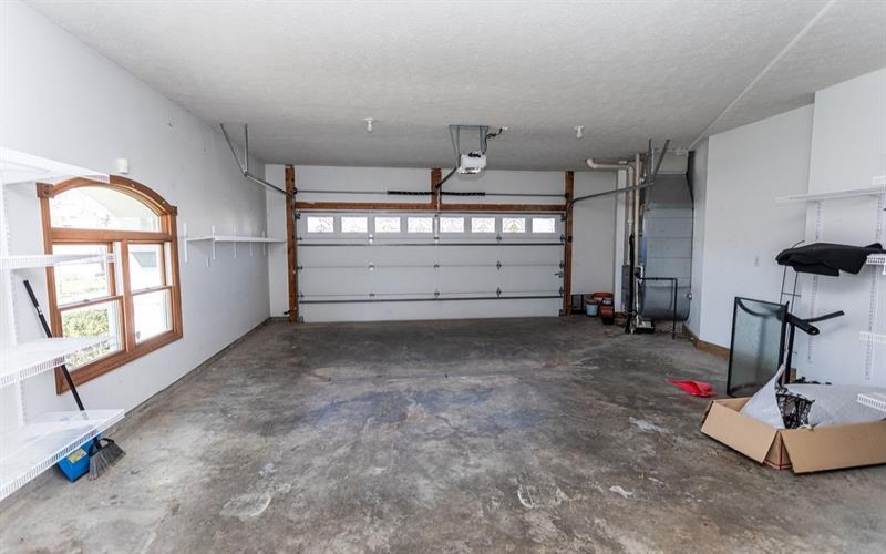 87 Farmview Drive, Uniontown, 15401, 5 Bedrooms Bedrooms, 9 Rooms Rooms,3 BathroomsBathrooms,Residential,For Sale,Farmview Drive,1697042