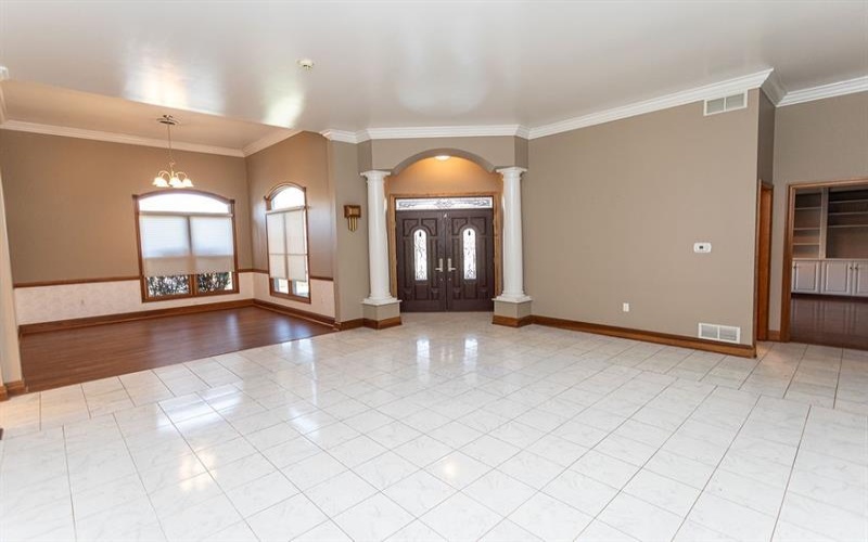 87 Farmview Drive, Uniontown, 15401, 5 Bedrooms Bedrooms, 9 Rooms Rooms,3 BathroomsBathrooms,Residential,For Sale,Farmview Drive,1697042