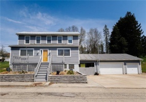 127 Herbert Lane, Delmont, 15626, 3 Bedrooms Bedrooms, 11 Rooms Rooms,2.1 BathroomsBathrooms,Residential,For Sale,Herbert Lane,1697236