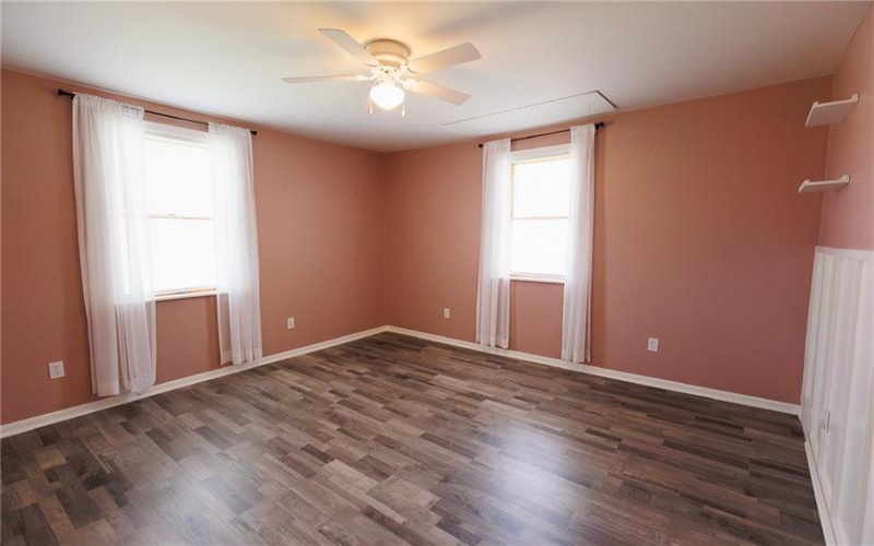 127 Herbert Lane, Delmont, 15626, 3 Bedrooms Bedrooms, 11 Rooms Rooms,2.1 BathroomsBathrooms,Residential,For Sale,Herbert Lane,1697236
