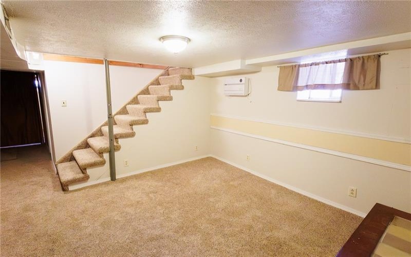 127 Herbert Lane, Delmont, 15626, 3 Bedrooms Bedrooms, 11 Rooms Rooms,2.1 BathroomsBathrooms,Residential,For Sale,Herbert Lane,1697236