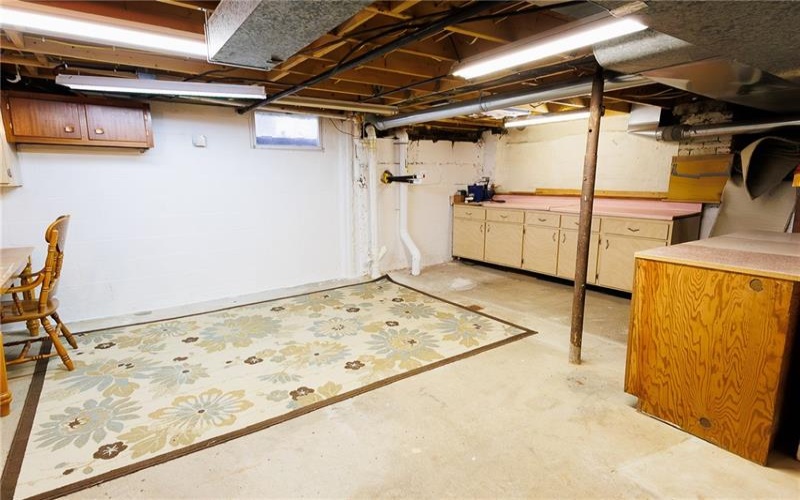 127 Herbert Lane, Delmont, 15626, 3 Bedrooms Bedrooms, 11 Rooms Rooms,2.1 BathroomsBathrooms,Residential,For Sale,Herbert Lane,1697236