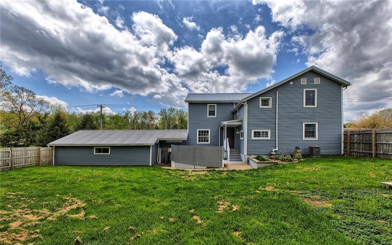 127 Herbert Lane, Delmont, 15626, 3 Bedrooms Bedrooms, 11 Rooms Rooms,2.1 BathroomsBathrooms,Residential,For Sale,Herbert Lane,1697236