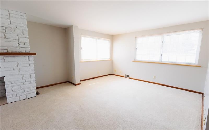 127 Herbert Lane, Delmont, 15626, 3 Bedrooms Bedrooms, 11 Rooms Rooms,2.1 BathroomsBathrooms,Residential,For Sale,Herbert Lane,1697236