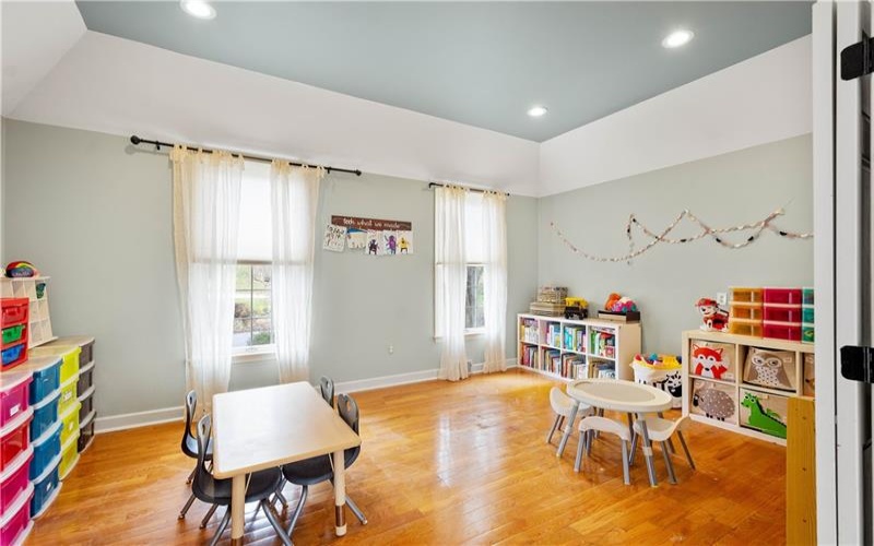 113 Bremen Ln, Canonsburg, 15317, 5 Bedrooms Bedrooms, 14 Rooms Rooms,6.1 BathroomsBathrooms,Residential,For Sale,Bremen Ln,1693858