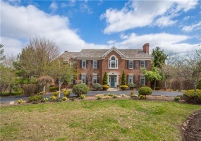 113 Bremen Ln, Canonsburg, 15317, 5 Bedrooms Bedrooms, 14 Rooms Rooms,6.1 BathroomsBathrooms,Residential,For Sale,Bremen Ln,1693858