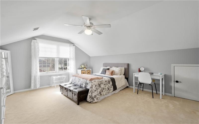 113 Bremen Ln, Canonsburg, 15317, 5 Bedrooms Bedrooms, 14 Rooms Rooms,6.1 BathroomsBathrooms,Residential,For Sale,Bremen Ln,1693858