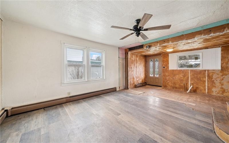 332 MAIN STREET, RICHEYVILLE, 15358, 2 Bedrooms Bedrooms, 5 Rooms Rooms,1 BathroomBathrooms,Residential,For Sale,MAIN STREET,1696743