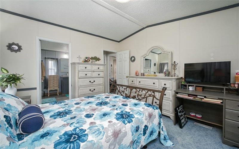 214 Meadow Lane, Murrysville, 15668, 2 Bedrooms Bedrooms, 6 Rooms Rooms,2 BathroomsBathrooms,Residential,For Sale,Meadow Lane,1697035