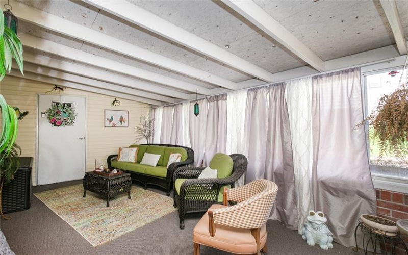 214 Meadow Lane, Murrysville, 15668, 2 Bedrooms Bedrooms, 6 Rooms Rooms,2 BathroomsBathrooms,Residential,For Sale,Meadow Lane,1697035