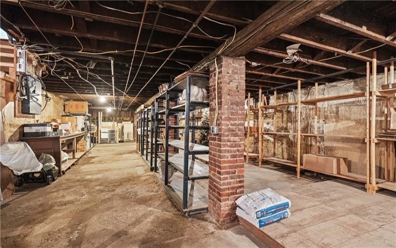 322 3rd St, California, 15419, ,Commercial-industrial-business,For Sale,3rd St,1697189