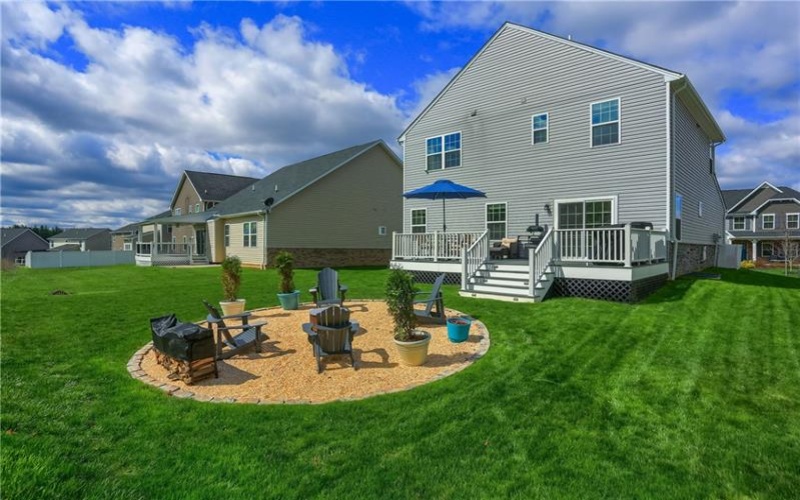 153 Piatt Estates Dr, Washington, 15301, 3 Bedrooms Bedrooms, ,3.1 BathroomsBathrooms,Residential,For Sale,Piatt Estates Dr,1697144