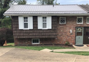 37 Webb Drive, Washington, 15301, 3 Bedrooms Bedrooms, 7 Rooms Rooms,1.1 BathroomsBathrooms,Residential,For Sale,Webb Drive,1697300