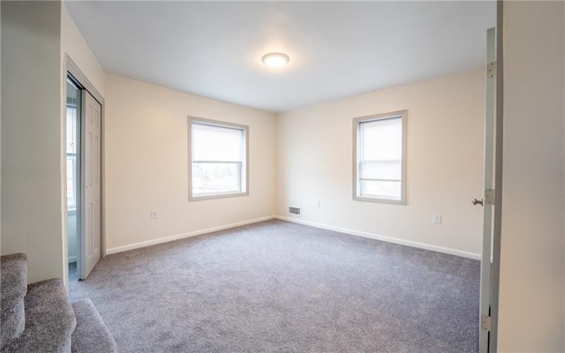 447 Steck St, Greensburg, 15601, 2 Bedrooms Bedrooms, ,2 BathroomsBathrooms,Residential,For Sale,Steck St,1697276