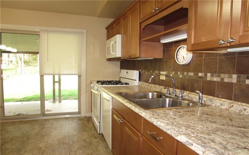 530 MONTICELLO DRIVE, Delmont, 15626, 3 Bedrooms Bedrooms, 9 Rooms Rooms,2.1 BathroomsBathrooms,Residential,For Sale,MONTICELLO DRIVE,1697285