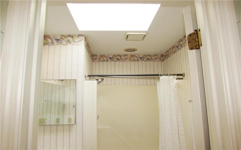 530 MONTICELLO DRIVE, Delmont, 15626, 3 Bedrooms Bedrooms, 9 Rooms Rooms,2.1 BathroomsBathrooms,Residential,For Sale,MONTICELLO DRIVE,1697285