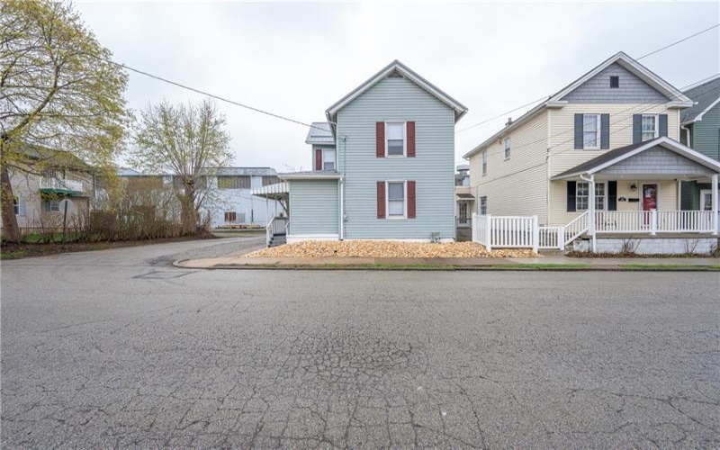35 Wagner St, Latrobe, 15650, 2 Bedrooms Bedrooms, ,2 BathroomsBathrooms,Residential,For Sale,Wagner St,1697289