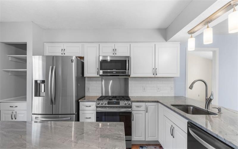 1420 Lexington Dr, Lawrence, 15055, 3 Bedrooms Bedrooms, ,2.2 BathroomsBathrooms,Residential,For Sale,Lexington Dr,1697402